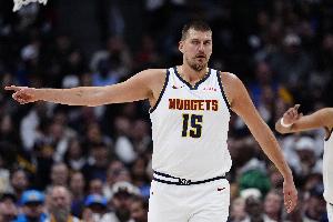 历史第二！约基奇12次35分15篮板10助攻三双&仅次于罗伯特森