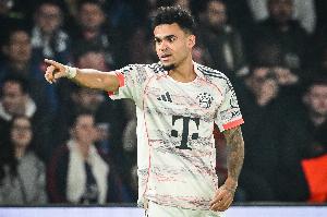 迪亚斯拜仁生涯前10轮德甲参与10球，新世纪仅次于凯恩和克洛泽