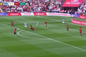 回顾梅努在足总杯攻破曼城球门的精彩进球