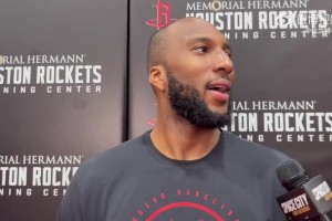 奥科吉：我训练中把阿门防得死死的！他非常不喜欢被我防守！