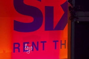 我湖怎么得到你的？佩林卡赛后在球员通道和东契奇唠嗑