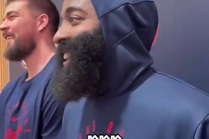 如今都离队了！哈登曾笑谈祖巴茨进步：他以前真的不行